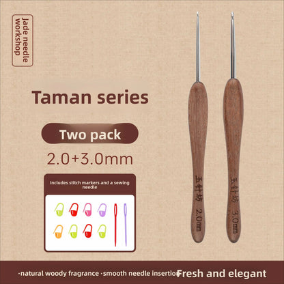 crochet hooks The Crochet Nook